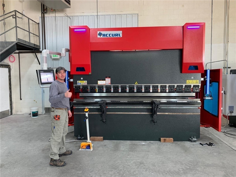 ACCURL листогибочный пресс с ЧПУ DA58T 4 оси 2500 мм